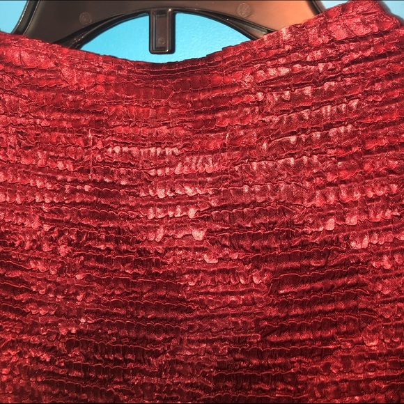 Petite Sophisticate Zig Zag Patterned Stretchy Top - Picture 8 of 9